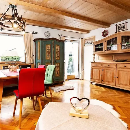 Alpspitzecho Apartment *